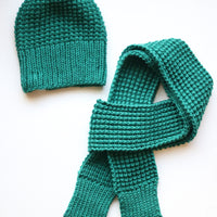 Roxana Reversible Beanie, Scarf, and Mitts FREE PDF Knitting Pattern