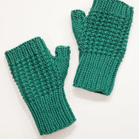 Roxana Reversible Beanie, Scarf, and Mitts FREE PDF Knitting Pattern