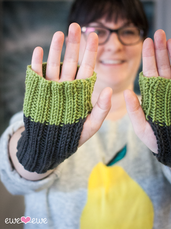 Fireside Wristlets Free PDF Knitting Pattern