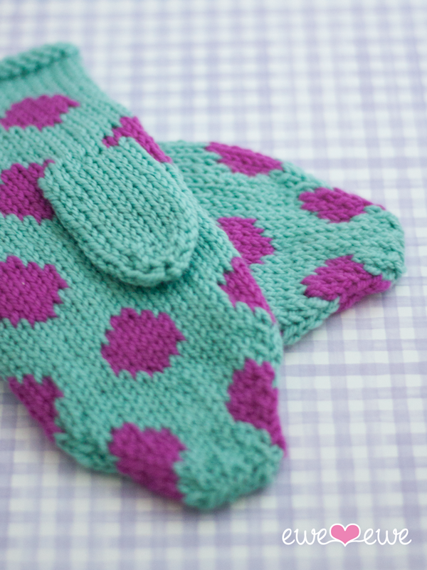 Hot Spot Mittens PDF Polka Dot Mitts Knitting Pattern