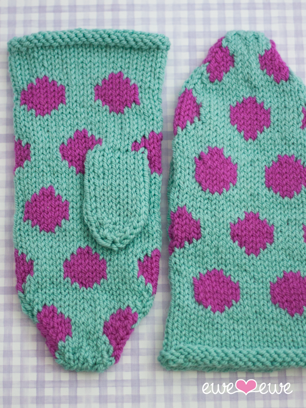 Hot Spot Mittens PDF Polka Dot Mitts Knitting Pattern