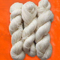 SUNPEAKS Undyed Single-Ply Fingering Weight Merino Wool Yarn