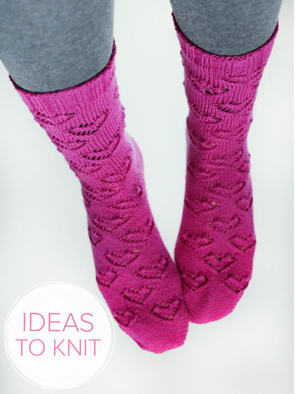 Ewe Heart Socks {lace socks knitting pattern}