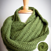 Happy Cowl Yarn Kit