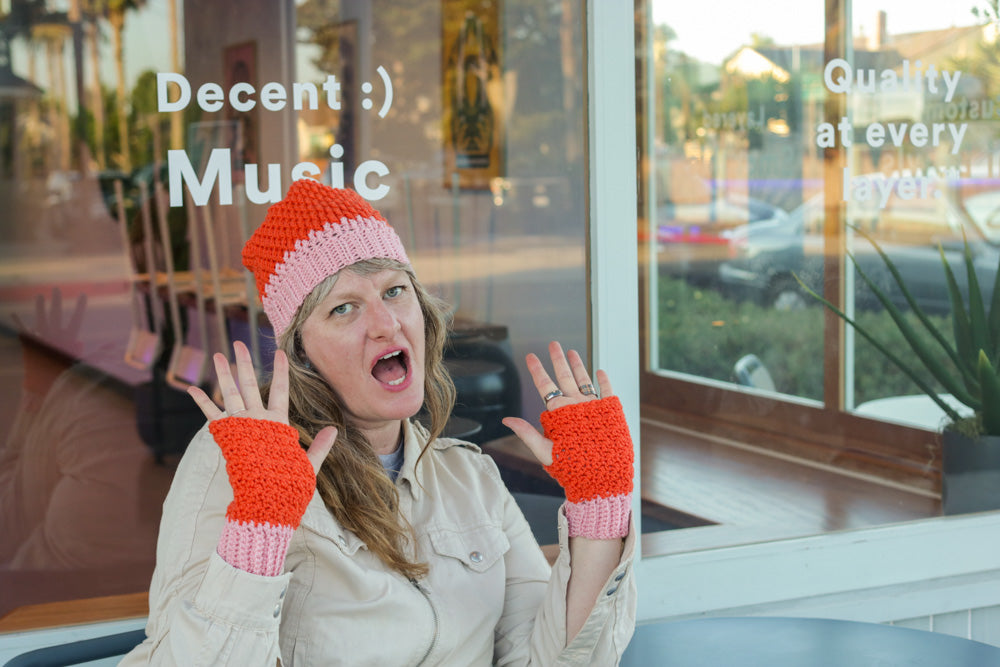 Two Tone Hat & Mitts – Crochet Pattern PDF by Toni Lipsey