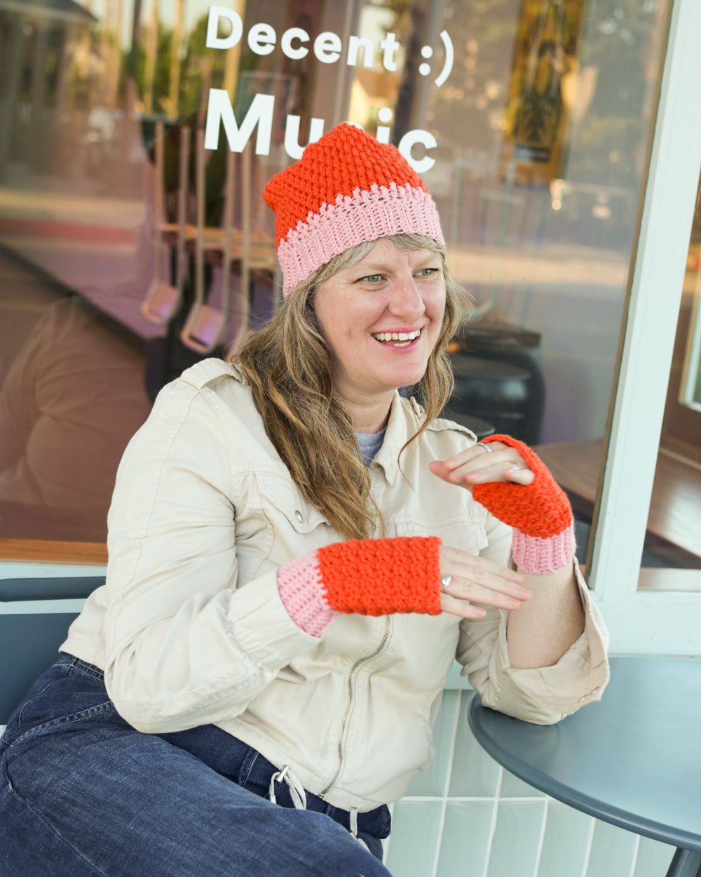 Two Tone Hat & Mitts – Crochet Pattern PDF by Toni Lipsey