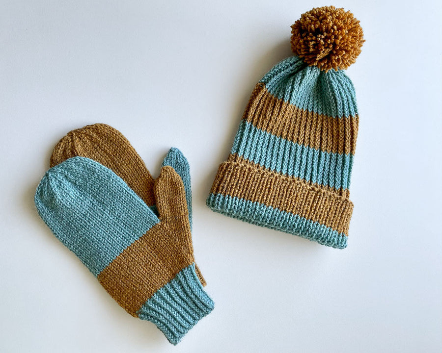 Easy Twisted Rib Beanie & Mittens Set Yarn Kit