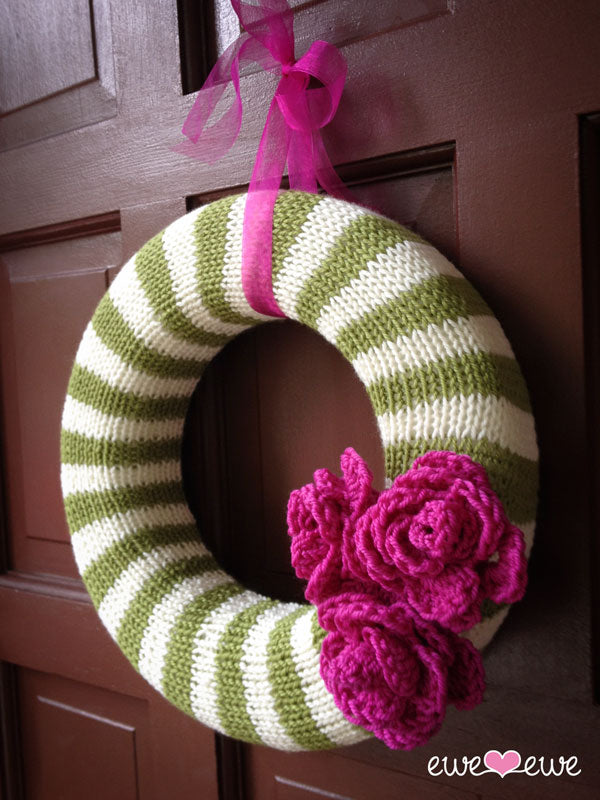 Year Round Wreath Decoration Knitting Pattern PDF