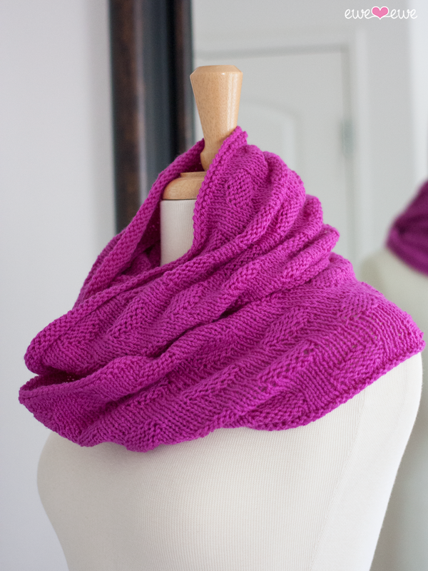 Freckles Infinity Scarf PDF Cowl Knitting Pattern