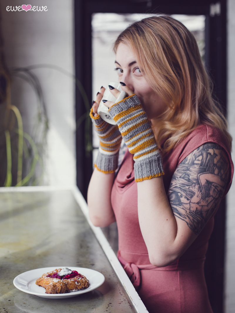 Pepperwood Mitts PDF Wrist Warmers Knitting Pattern